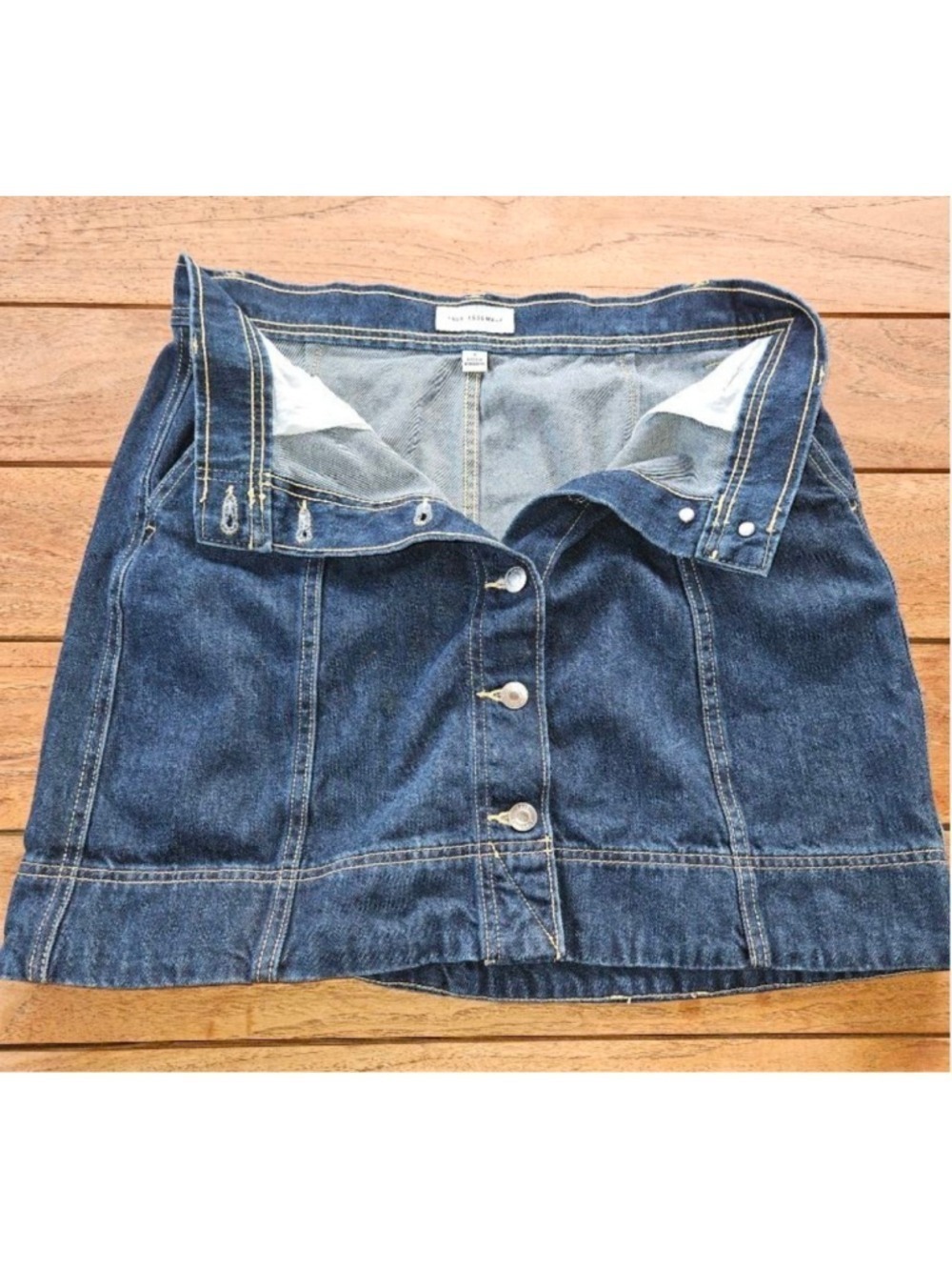 Free Assembly Denim Mini Skirt Size 6 - Picture 5 of 6